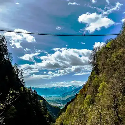 Scoprilo Vivilo Tartano Ponte nel cielo Parco delle Orobie Valtellinesi Immagine in evidenza